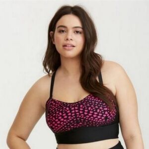 TORRID LASER CUT DESIGN BIKINI TOP PINK AND BLACK WOMENS (SIZE 0=L/12)